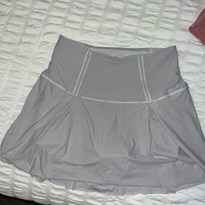 Gray lulu skirt